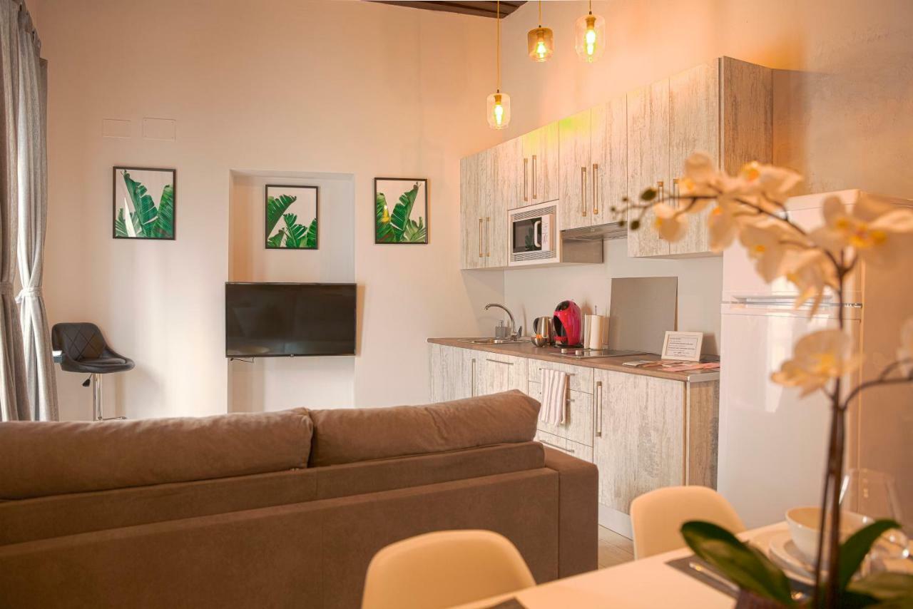 Poniente, íntimo apartamento en el corazón de Cádiz Exterior foto
